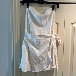 Princess Polly white dress strapless with tie